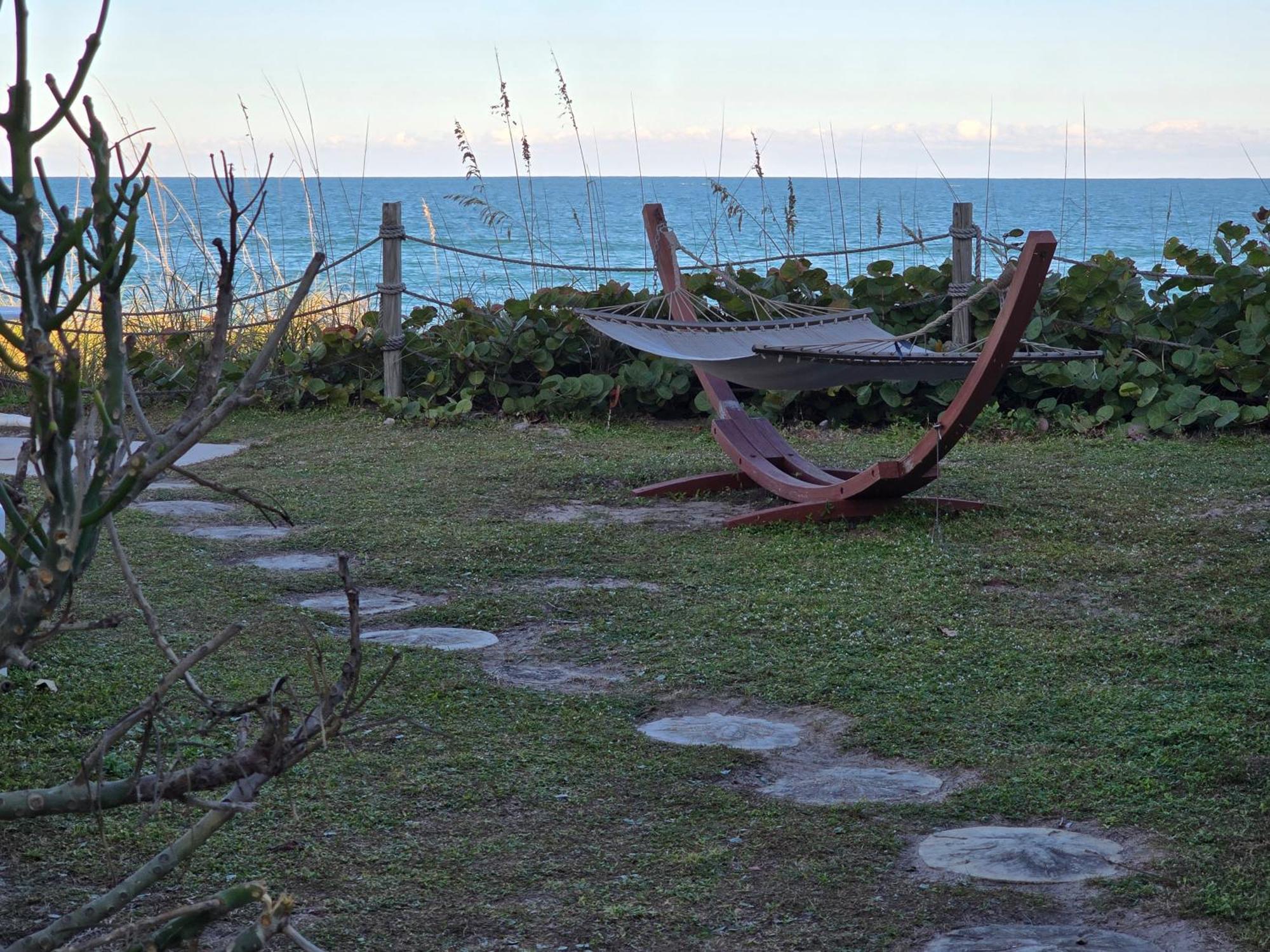 Oceanfront Sea Scape Motel Indialantic Kültér fotó